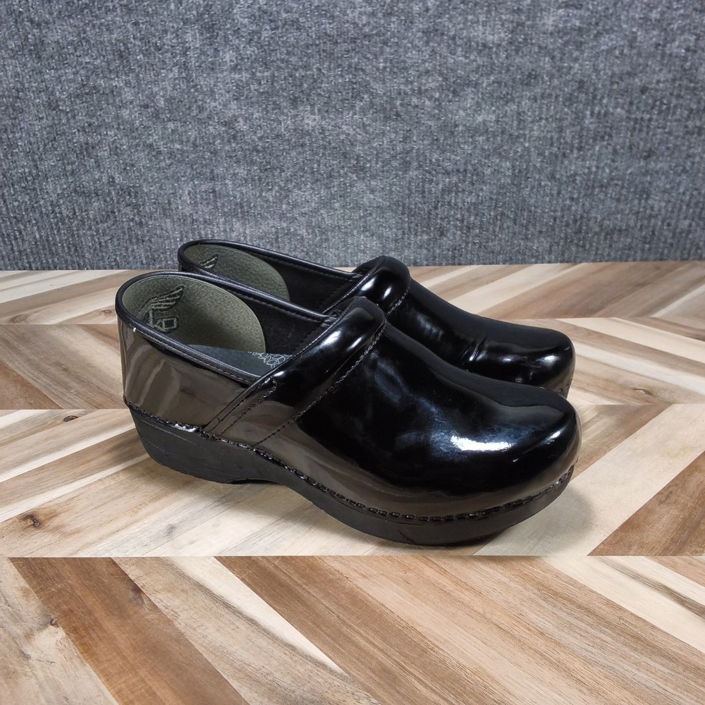 Dansko XP 2.0 Black Patent Leather Women's 41 US 10.5-11 Slip Resistant Comfort